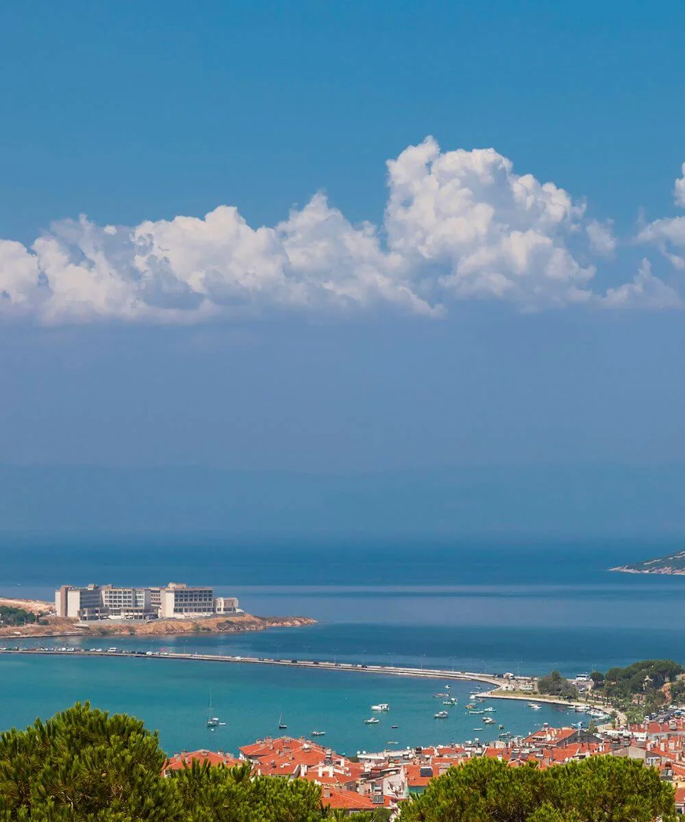 Почивка в Айвалък